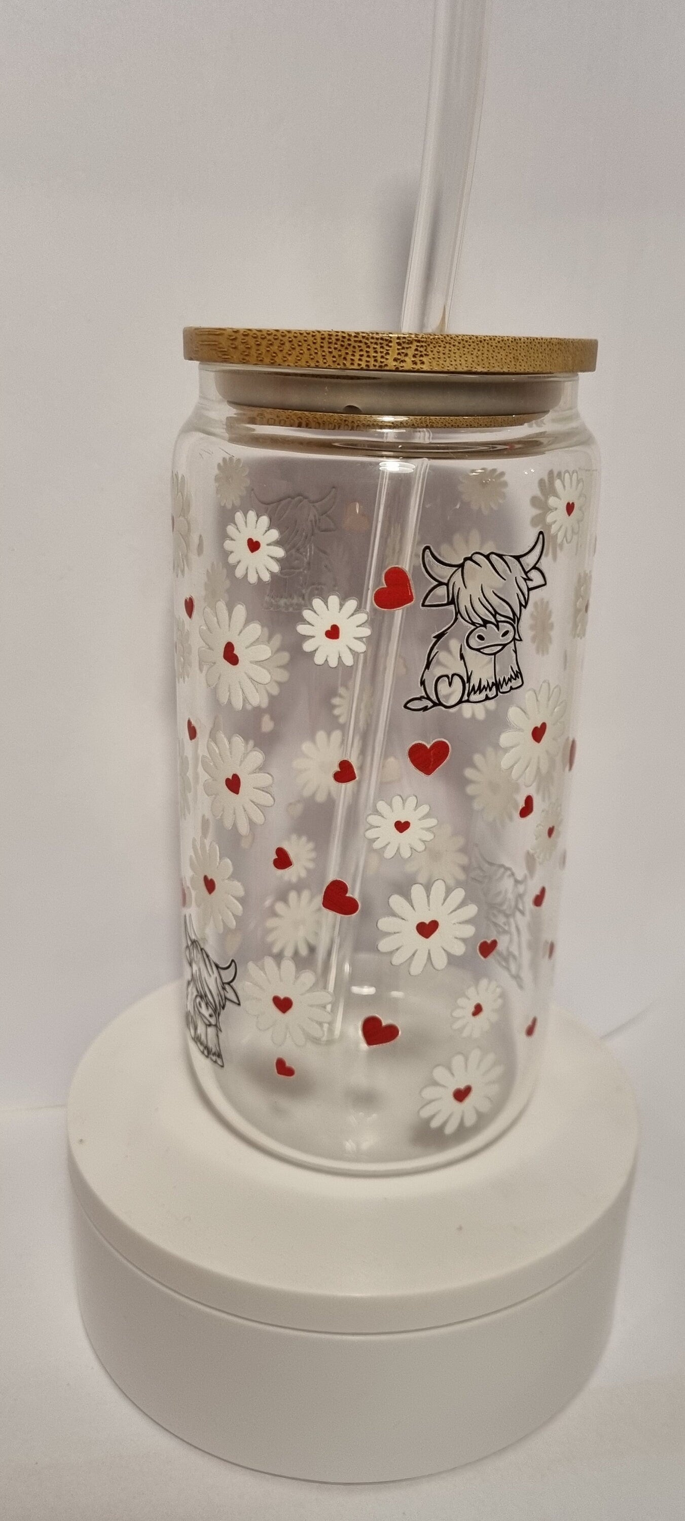 Cow and daisy glass tumbler with bamboo lid and straw decorated with white daisies and red hearts